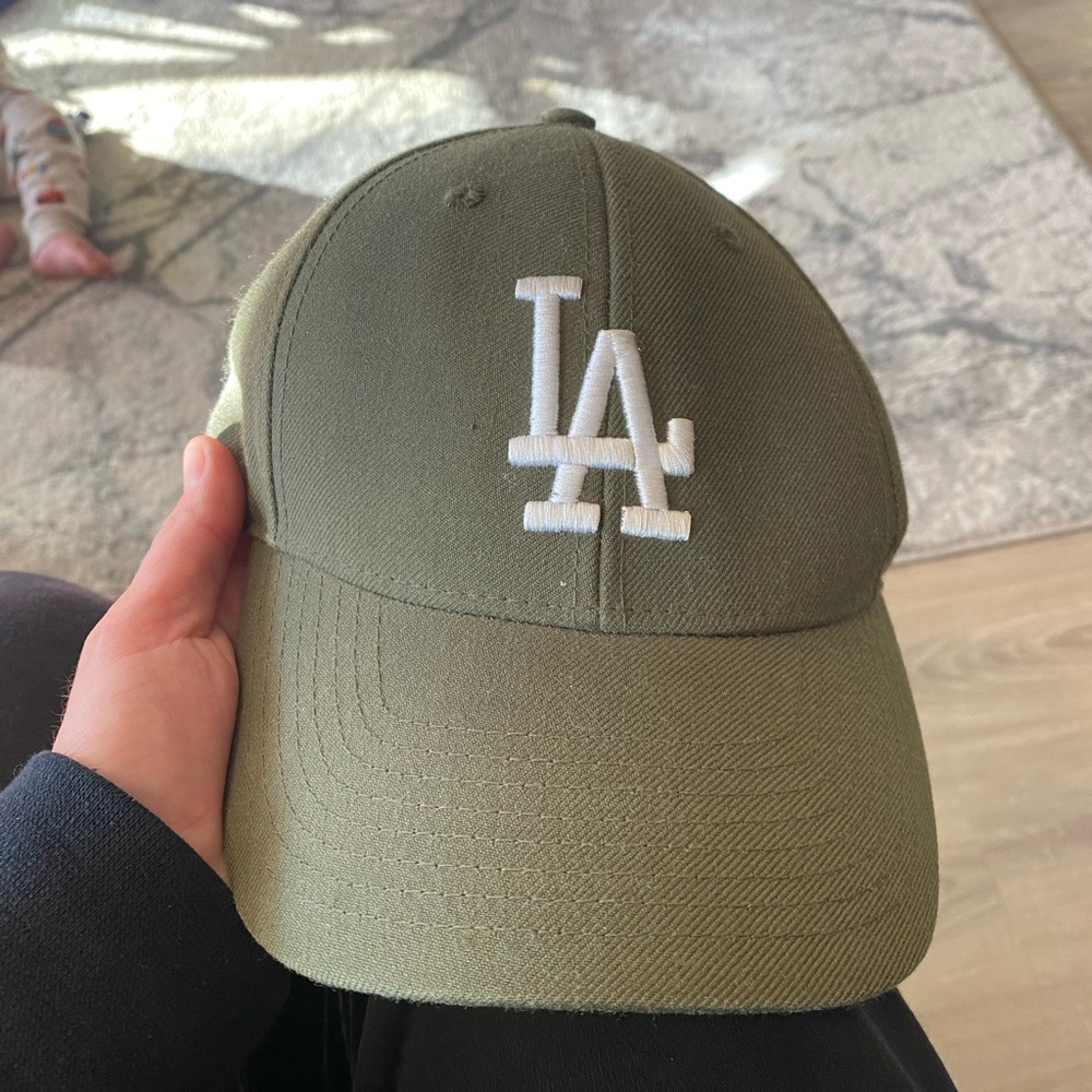 La dodgers green hat